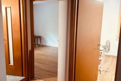 Apartament cu 4 camere decomandat, mobilat în Vitan - 11