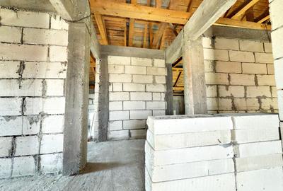 Casă la vânzare în Smârdan nefinalizata la un pret de 79000 euro. - 2
