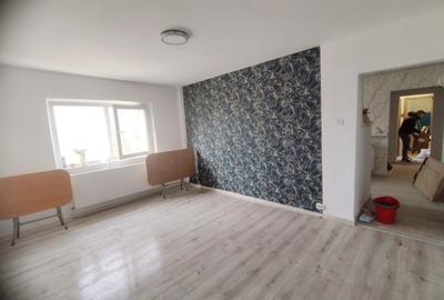 37303  Apartament 3 camere CET - 2