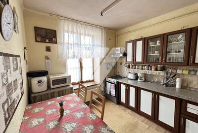 Apartament cu 3 camere semidecomandat în Central - 6