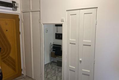 Apartament cu 2 camere decomandat în Tomis Nord
