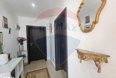 Casă cu 7 camere cu Teren 350 Mp în Central - 15