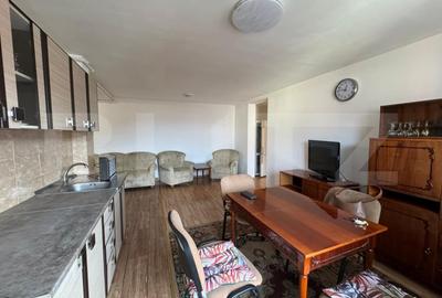 Apartament cu 3 camere, 50 mp, ejaj 3/3, zona Terra - 2