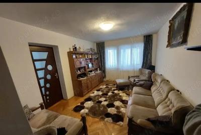 Vanzare apartament 3 camere - 7