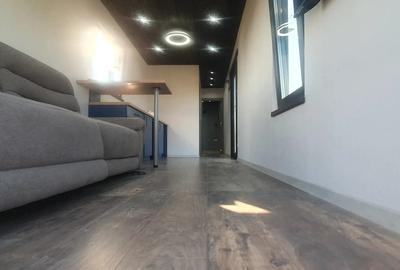 De vanzare tiny house din container maritim - 14