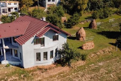 Casă cu 4 camere în Maieru - 6