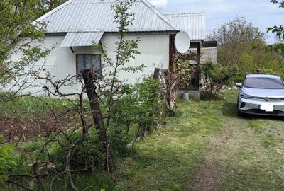 Casă cu 2 camere în Șendriceni