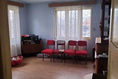 Casă cu 2 camere cu Canalizare în Dâmbul Rotund - 3