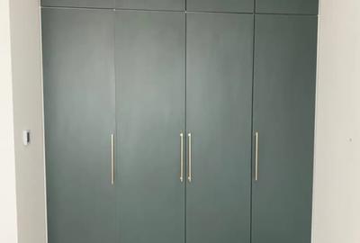 Casă cu Teren 510 Mp în Central - 2