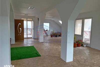 Casă cu 8 camere cu Canalizare în Ipotești - 4