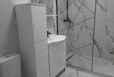 Apartament cu 2 camere semidecomandat, mobilat în Titan