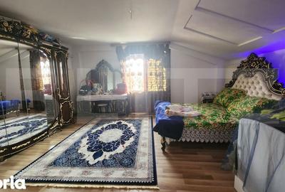 Casă cu 7 camere cu Teren 292 Mp în Central - 15