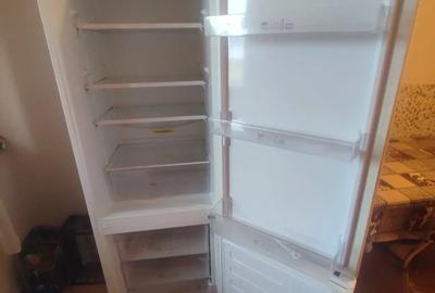 Apartament cu 2 camere decomandat în Dâmbovița