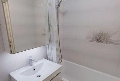 1 camera de vanzare in zona Planete - 2