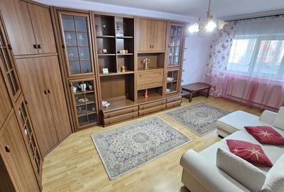 Apartament cu 3 camere decomandat în Traian - 5