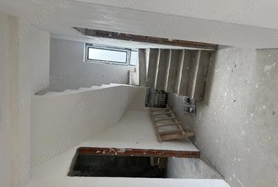 Vand apartament 4 cameret tip duplex - 4