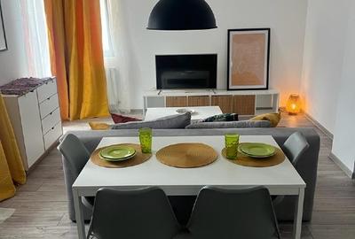 Apartament cu 2 camere decomandat în Tractorul - 5