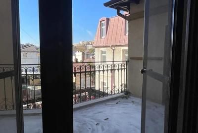 Casă cu 6 camere în Parcul Carol - 10