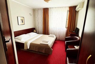 Casă cu 12 camere cu Teren 320 Mp în Sud - 2