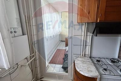 Apartament cu 3 camere de inchiriat - CATEDRALA - 8