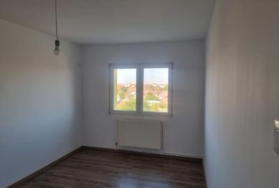 Apartament cu 3 camere direct de la proprietar