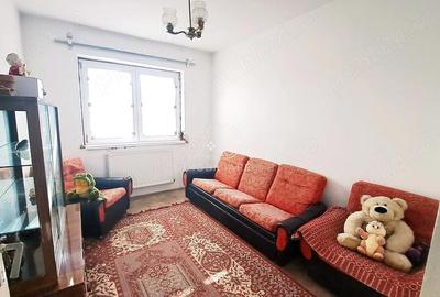 Apartament cu 3 camere semidecomandat în Central - 8