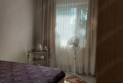 Apartament cu 2 camere semidecomandat în Micro 40