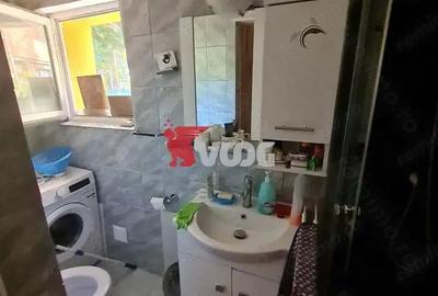 Casa cu anexa locuibila si teren - 4