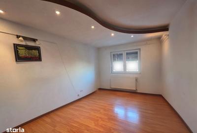 Apartament cu 2 camere decomandat în Central - 2