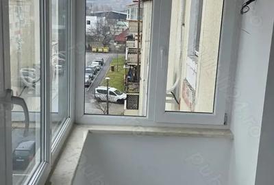 Apartament cu 3 camere decomandat în Central - 8