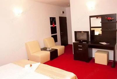 Spațiu comercial, de 600 mp, în Central - 18