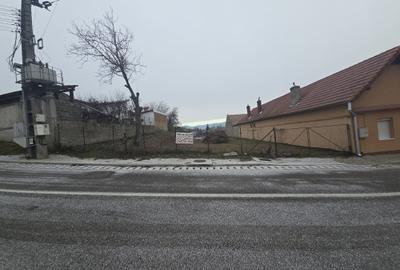 Teren de 1243 mp, în Lancrăm - 2