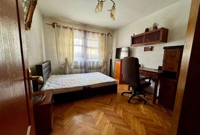 Apartament cu 2 camere decomandat în Vasile Aaron - 15