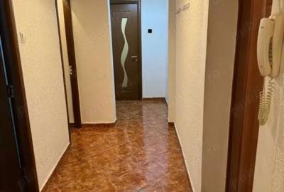 Apartament cu 3 camere decomandat, mobilat în Tineretului - 2