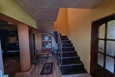 Casa Govora Sat - Gurisoara , 2 case in aceeasi curte , vand sau schimb Casa Govora Sat - Gurisoara , 2 case in aceeasi curte , vand sau schimb - 3