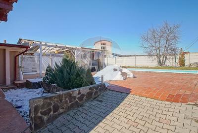 Casă cu 3 camere cu Teren 583 Mp în Colonia Bod - 25