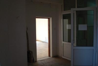 Birou, 96 mp în Universitate - 3