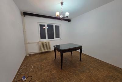 Apartament cu 4 camere semidecomandat în Berceni - 14