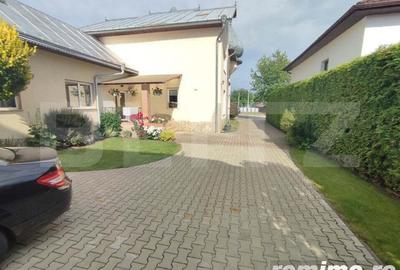 Casă cu 6 camere cu Teren 2000 Mp în Rădăuți