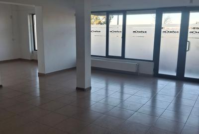 Chitila Colosseum Mall Carrefour stradal - 13