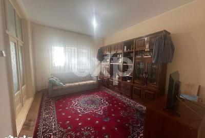 Casă cu 4 camere cu Canalizare în Moșilor - 13