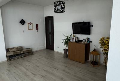 Casă cu 4 camere cu Teren 262 Mp în Central - 2