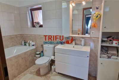Casă cu 3 camere cu Teren 185 Mp în Cetate - 2