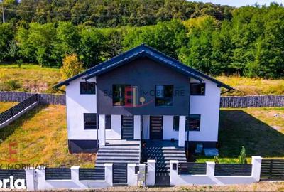 Casă cu 4 camere cu Teren 500 Mp în Central - 12