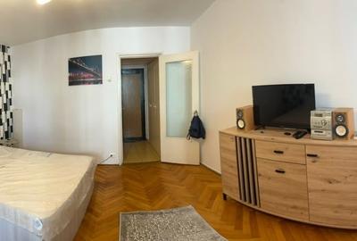 Garsonieră semidecomandată în Titan - 12