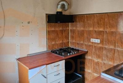 Casa situata in zona Trocadero, Constanta - 9