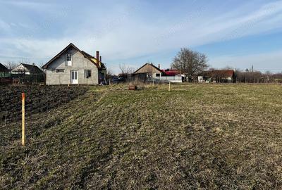 Teren de 800 mp, în Hodoș