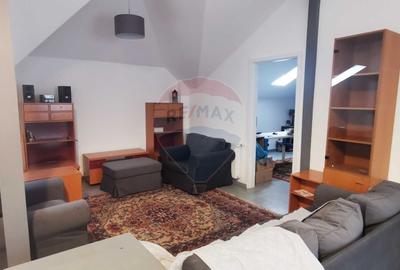 Casă cu 8 camere cu Teren 419 Mp în Cotroceni - 31