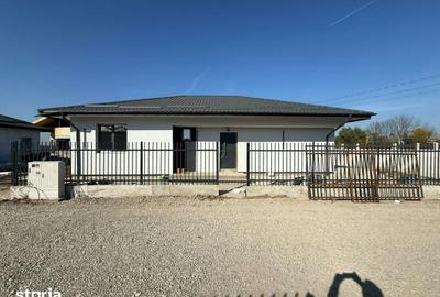 Casă cu 4 camere cu Teren 400 Mp în Clinceni - 3