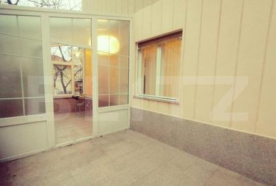 Apartament 2 camere, antreu spatios, 3 terase- una inchisa, - 2